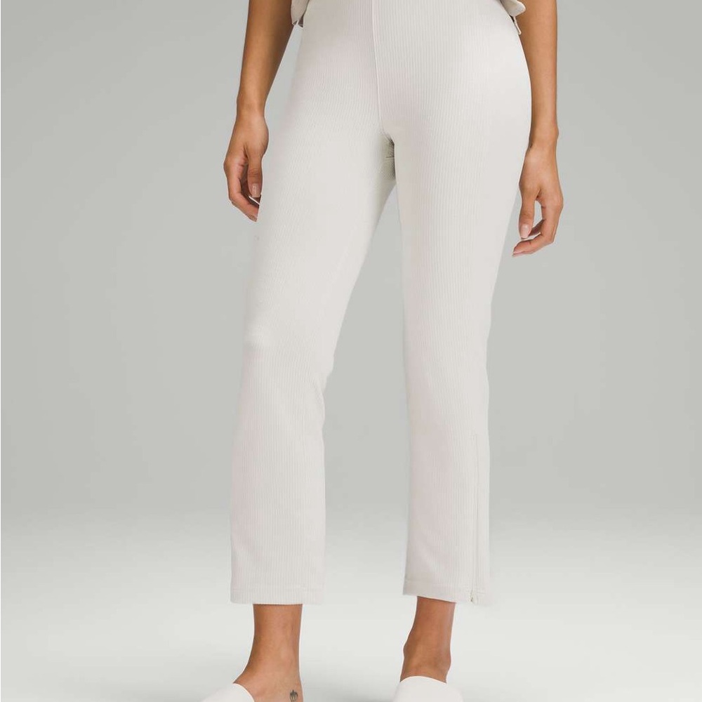 Lululemon Ribbed Softstreme Zip-Leg High-Rise Cropped Pant 25" Sz 2